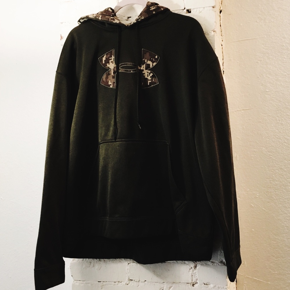Under Armour Camo Green Hoodie - Picture 1 of 4